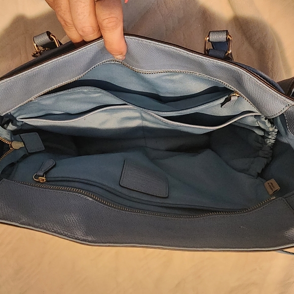 Coach baby blue large diaper bag or weekender travel bag tons of pockets! - Picture 11 of 11